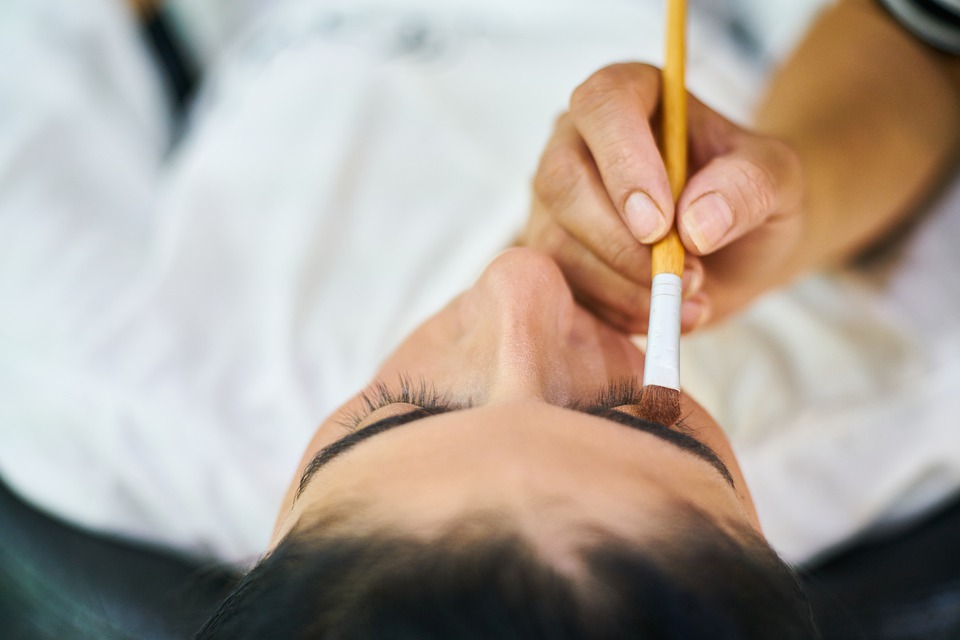 maquillage chez les femmes.